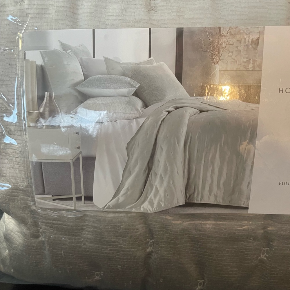 Hotel Collection Slate Full / Queen Quilted Coverlet